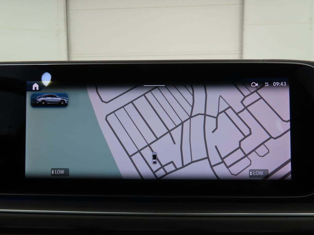 Thumbnail: 2026 Mercedes-Benz GLE - 14