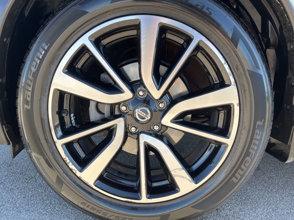 Thumbnail: 2019 Nissan Rogue - 13