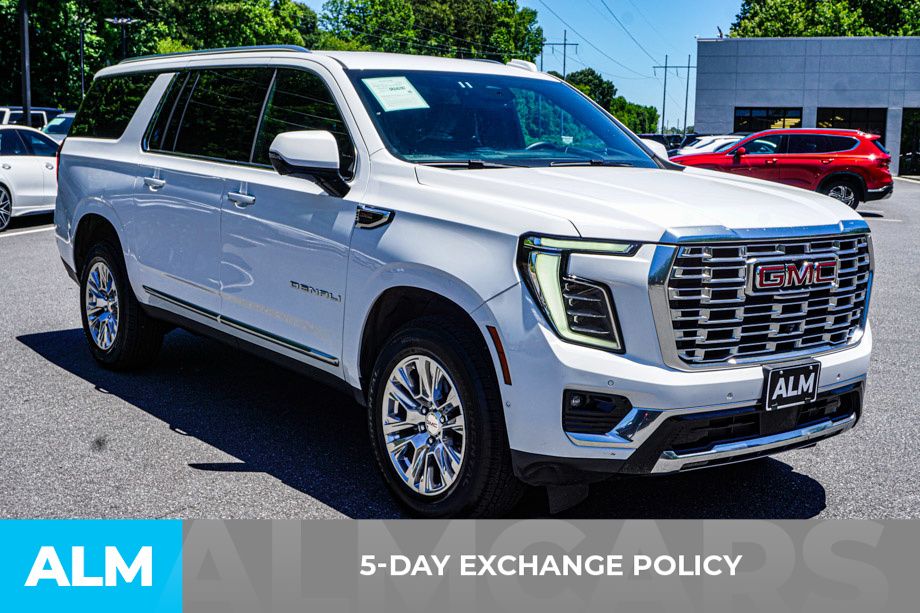 Used 2025 White GMC Denali image 3