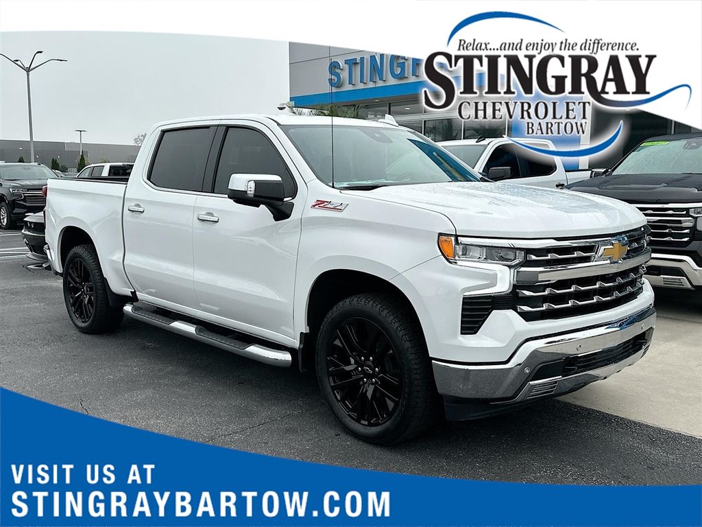 2025 Chevrolet Silverado 1500 LTZ Crew Cab 4WD