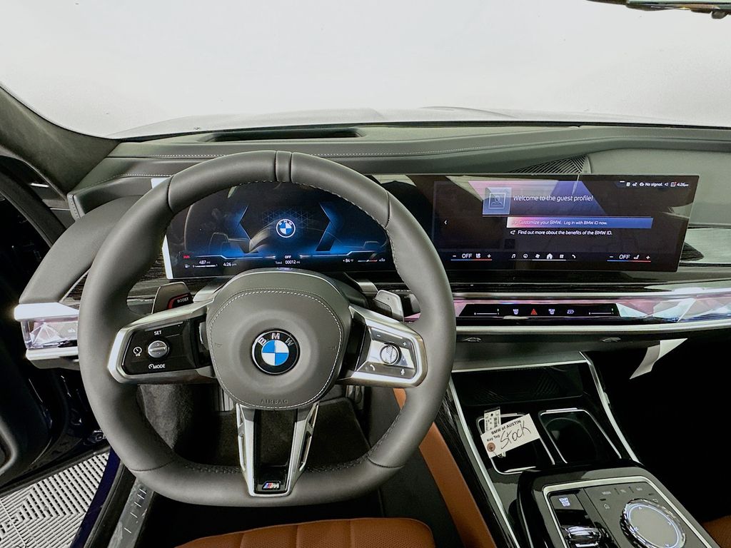 2025 BMW 7 Series 740i xDrive 10