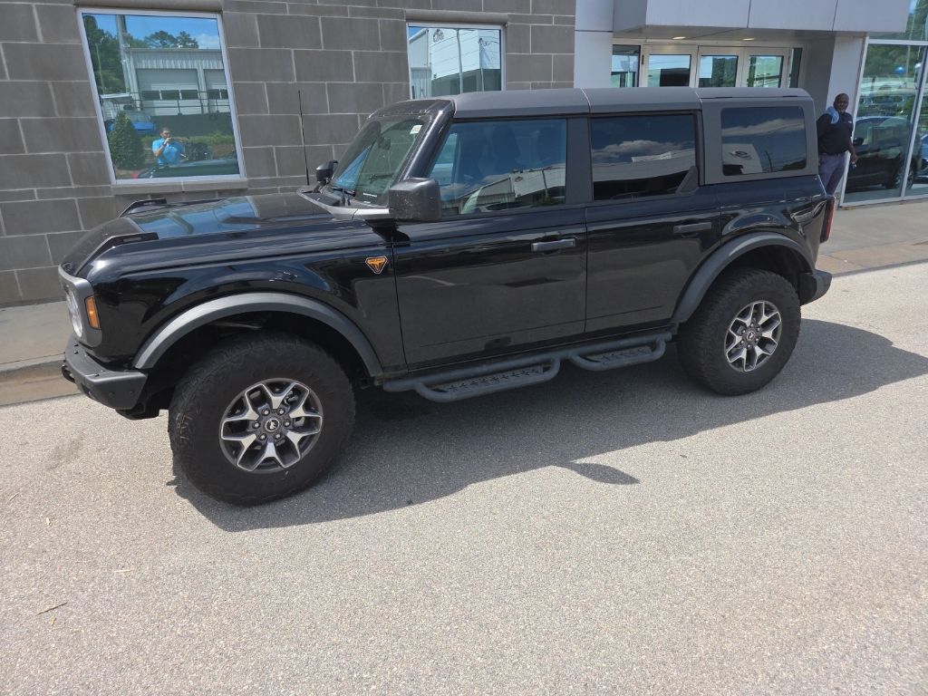 Used 2025 Black Ford Badlands image 2
