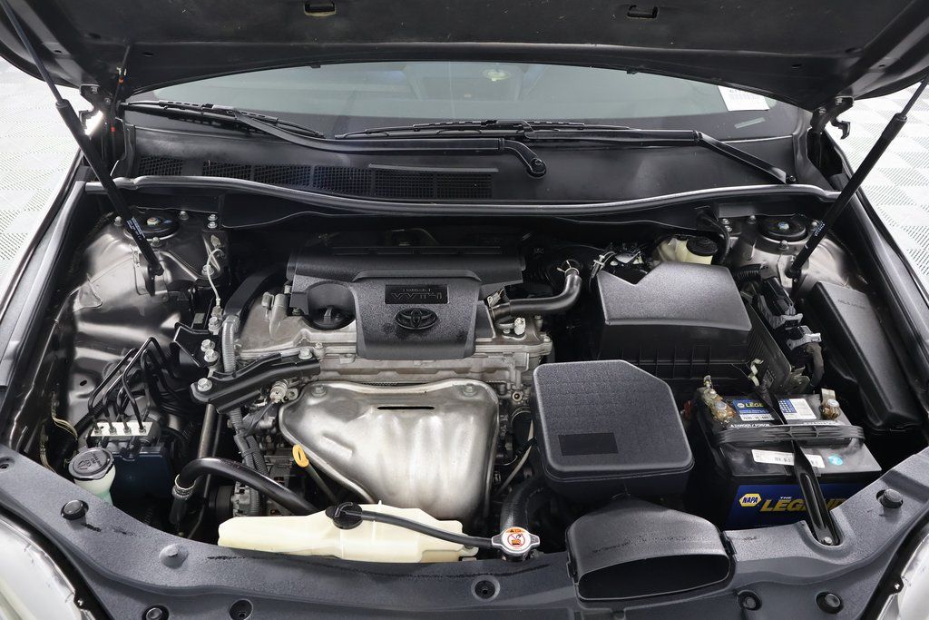 Thumbnail: 2017 Toyota Camry - 15