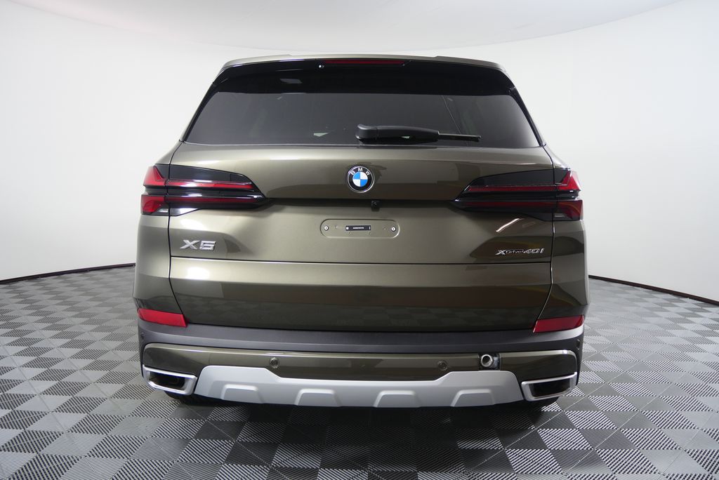 Thumbnail: 2026 BMW X5 - 4