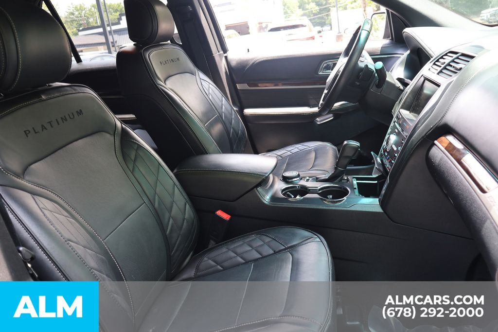 Used 2016 Black Ford Platinum image 31