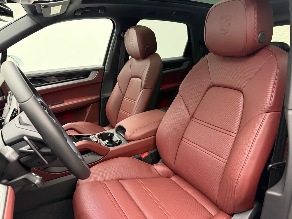 Thumbnail: 2026 Porsche Cayenne - 5