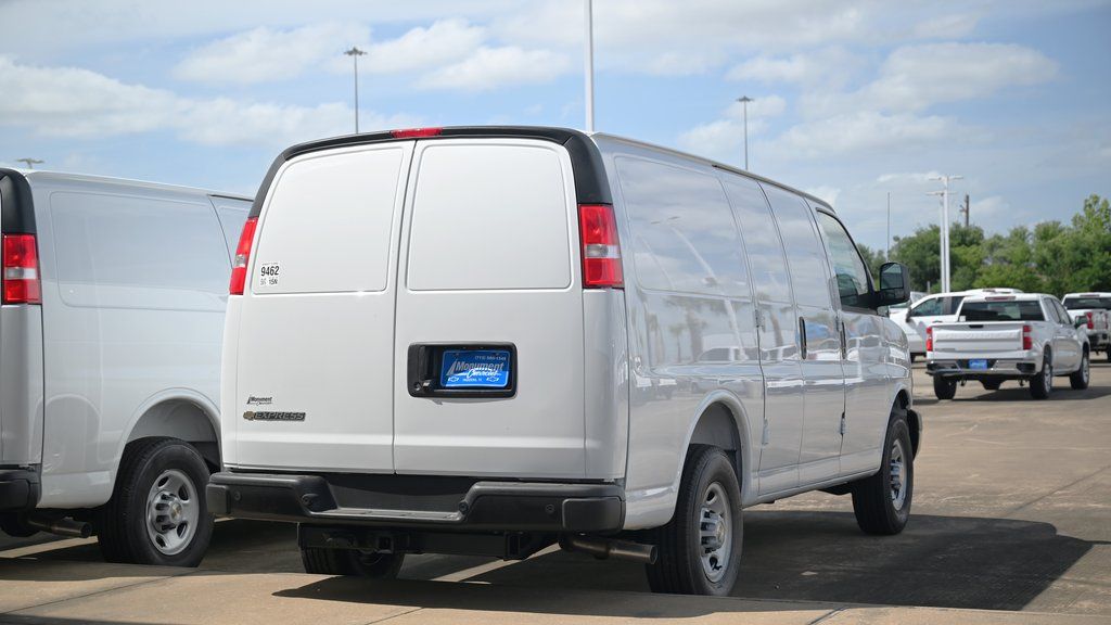 2025 Chevrolet Express 2500 Work Van - 3