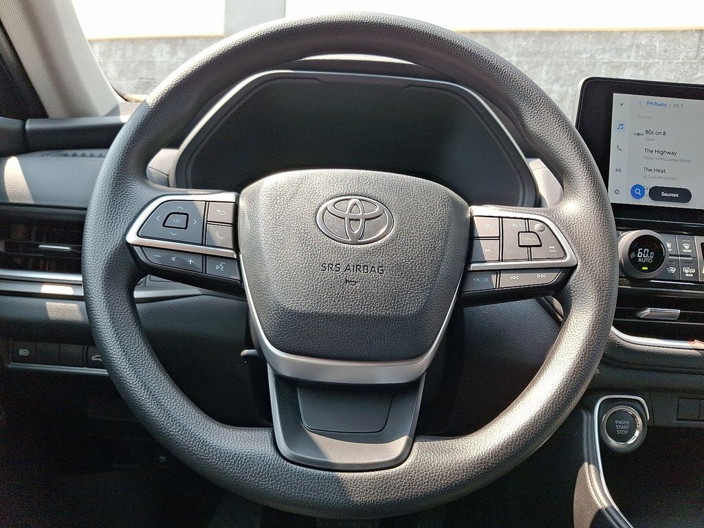Thumbnail: 2025 Toyota Grand Highlander - 13