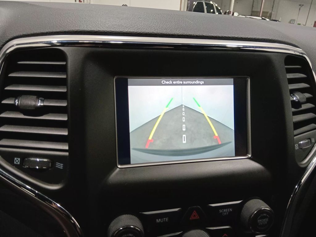 2019 Jeep Grand Cherokee Laredo E 4x4