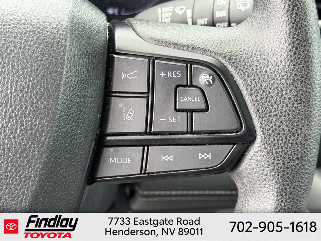 Used 2025 Toyota Sienna Van