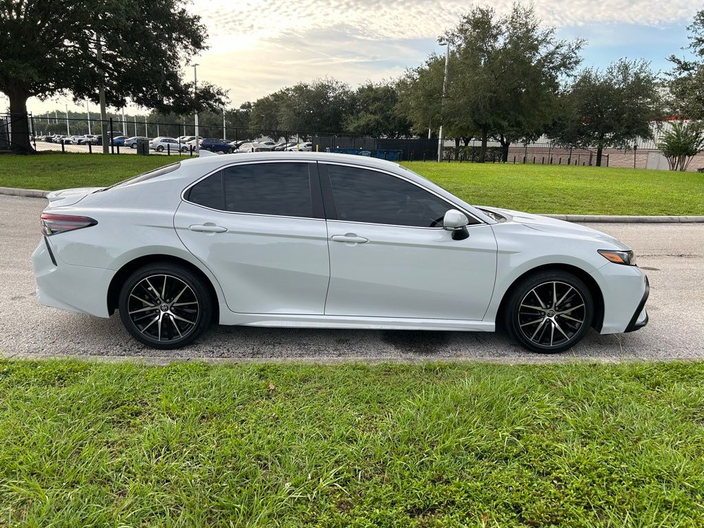 Thumbnail: 2023 Toyota Camry - 6