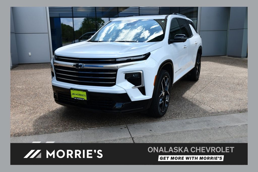 Polar White 2026 Chevrolet Traverse SUV / Crossover Four-Wheel Drive 8-Speed Automatic