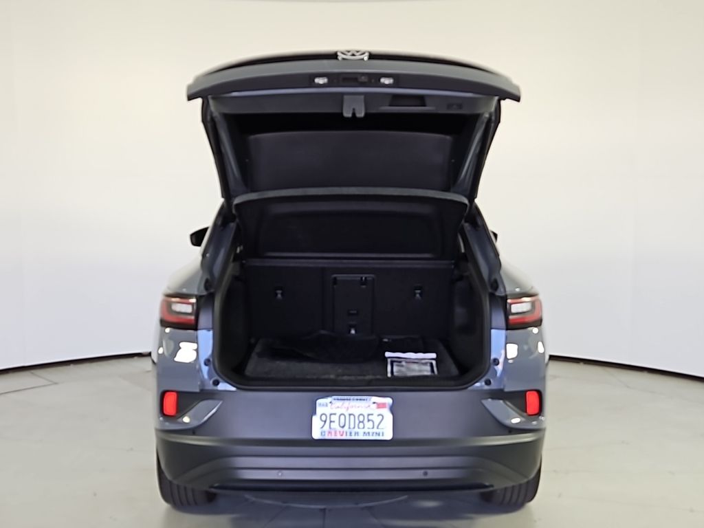 Thumbnail: 2023 Volkswagen ID.4 - 10