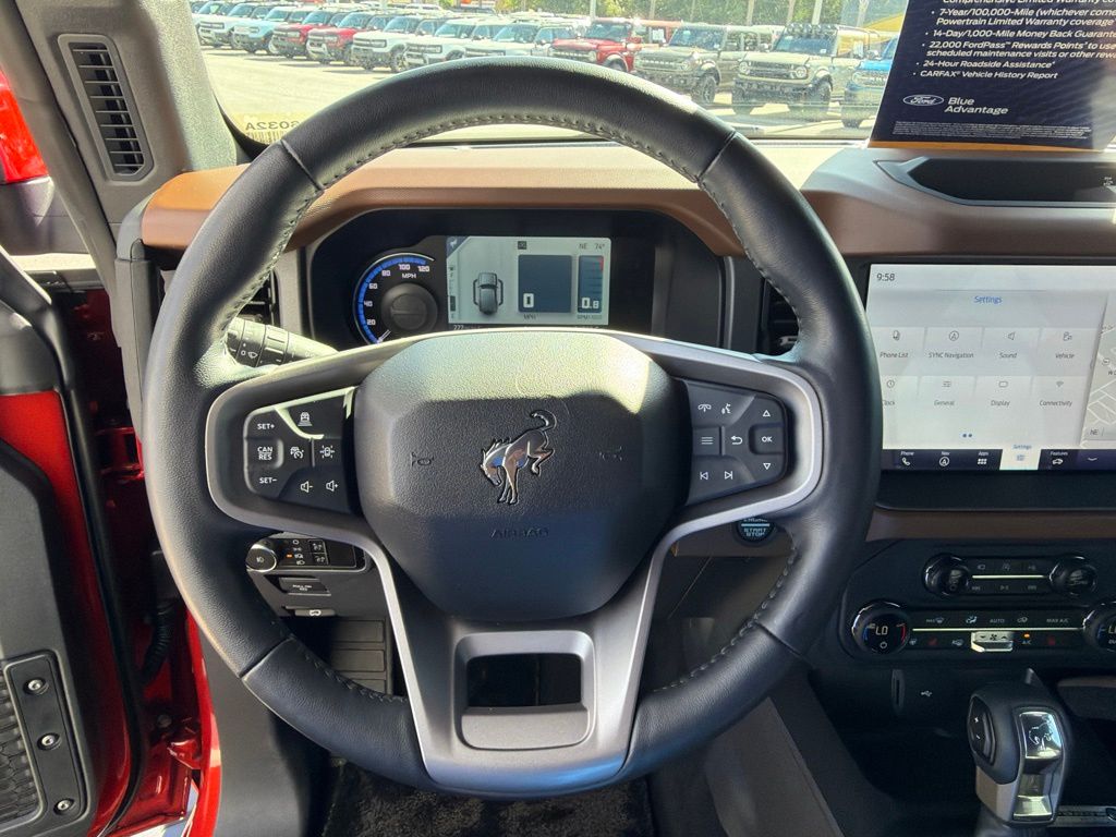 2024 Ford Bronco Outer Banks