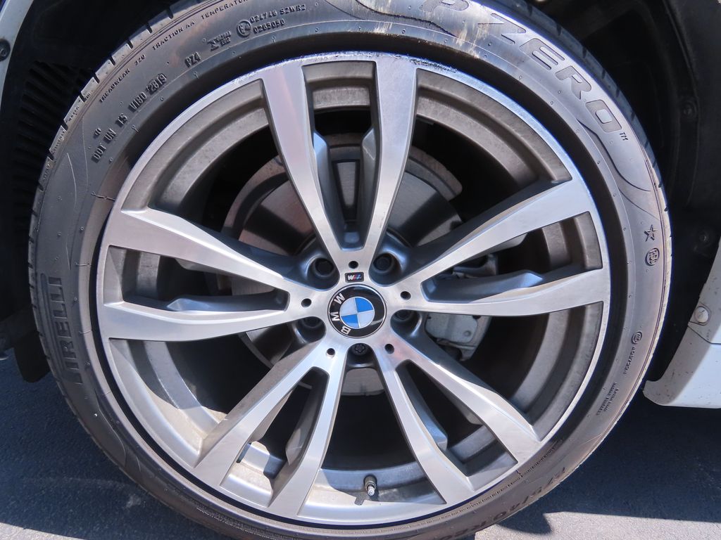 Thumbnail: 2018 BMW X5 - 14