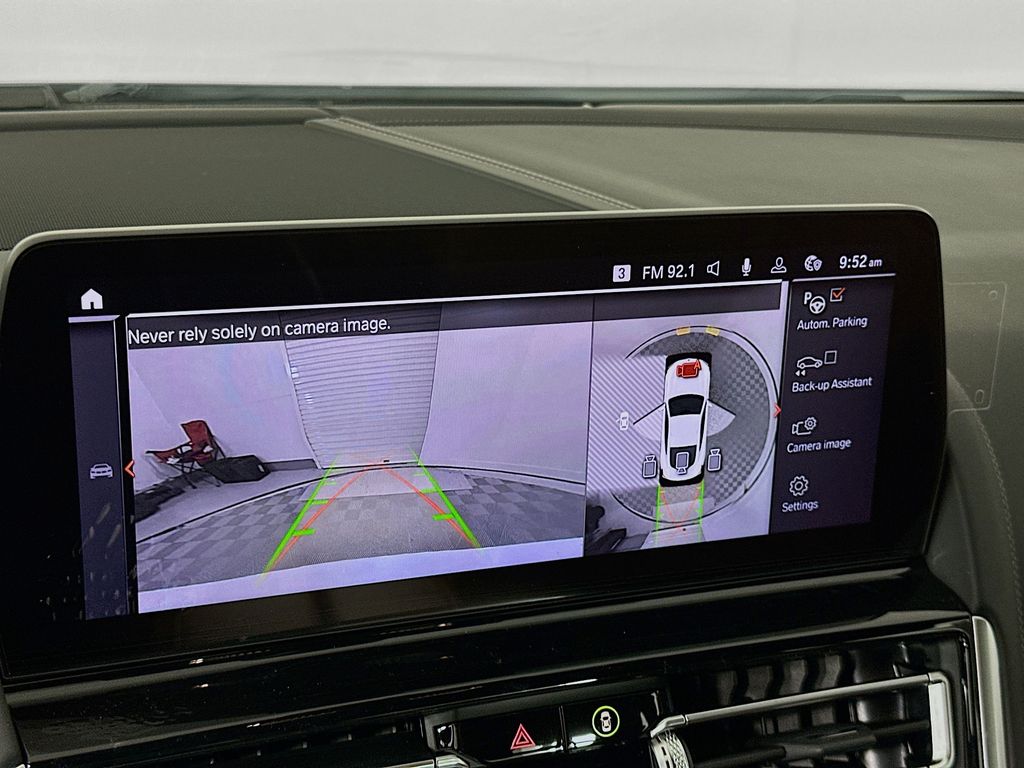 Thumbnail: 2026 BMW 8 Series - 13