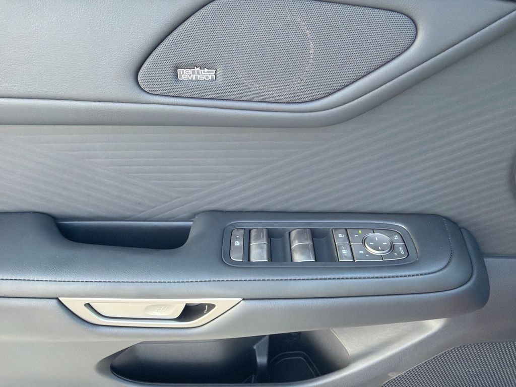 Thumbnail: 2026 Lexus ES - 29
