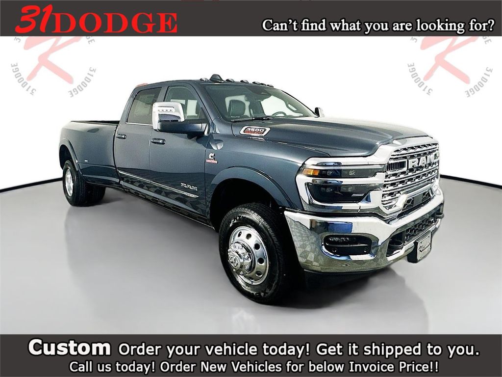 2026 RAM 3500 Limited Crew Cab LB DRW 4WD