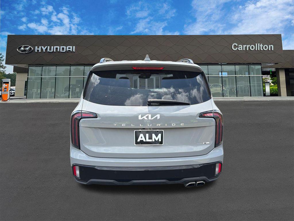 Used 2024 Gray Kia EX X-Line image 6