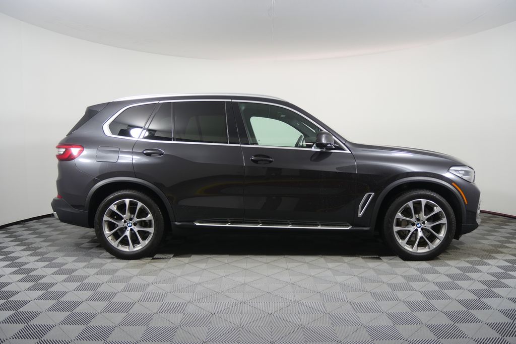Thumbnail: 2020 BMW X5 - 2