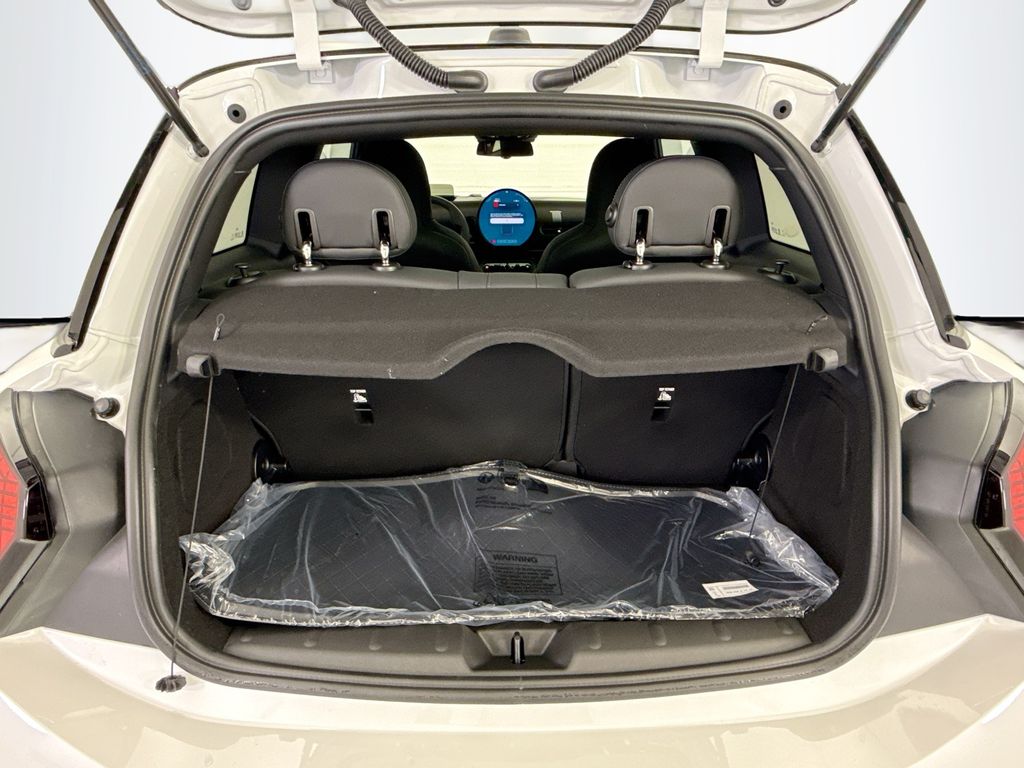 Thumbnail: 2026 MINI Cooper - 25