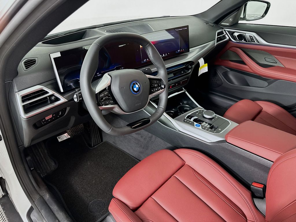 2025 BMW i4 eDrive40 9