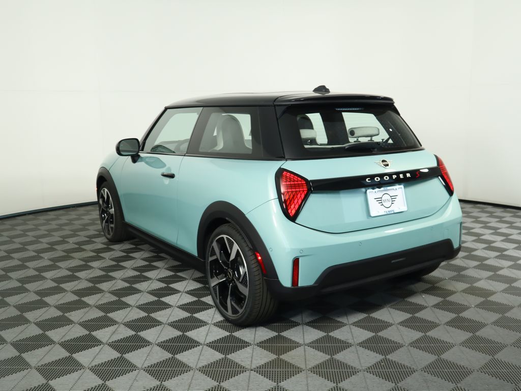 2025 MINI Cooper S 7