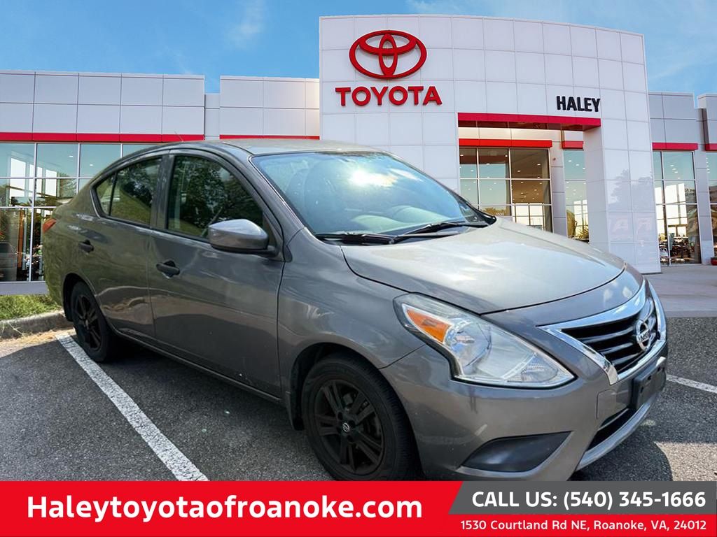  2019 Nissan Versa S Plus FWD   
