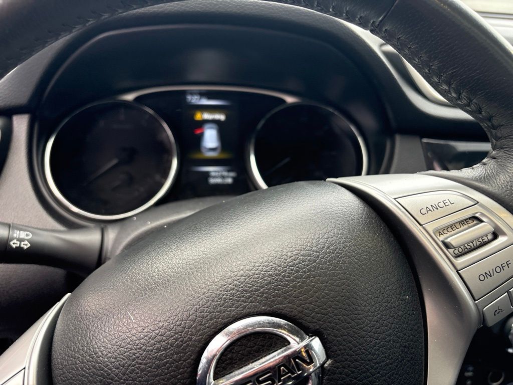 2015 Nissan Rogue — photo 4