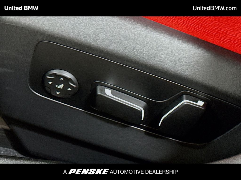 Thumbnail: 2025 BMW M5 - 4