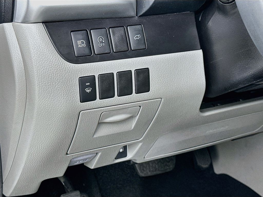 Thumbnail: 2019 Toyota Highlander - 10