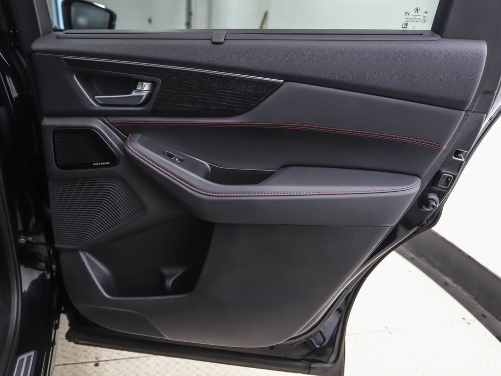 Thumbnail: 2025 Acura MDX - 27