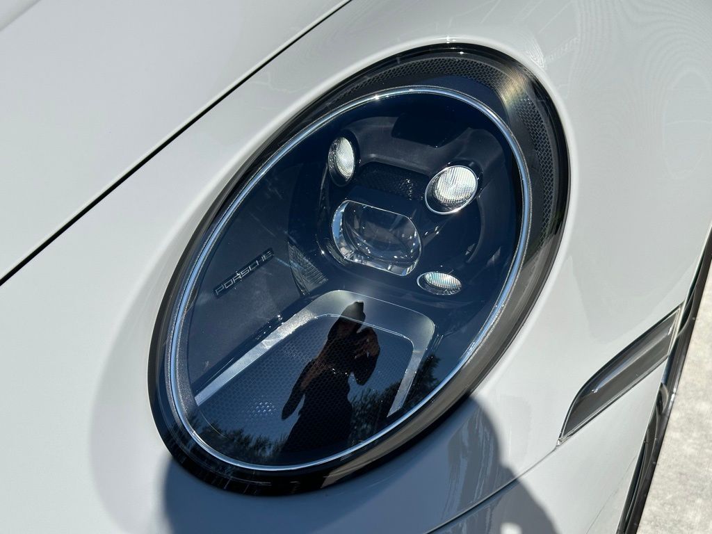 Thumbnail: 2024 Porsche 911 - 25