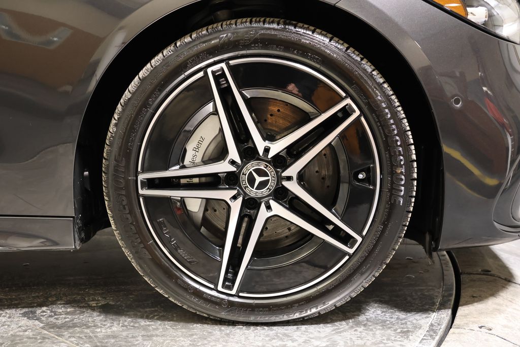 Thumbnail: 2025 Mercedes-Benz C-Class - 14