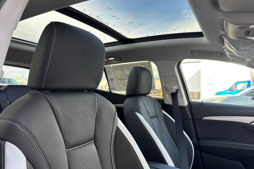 new 2026 Buick Envision car, priced at $46,335