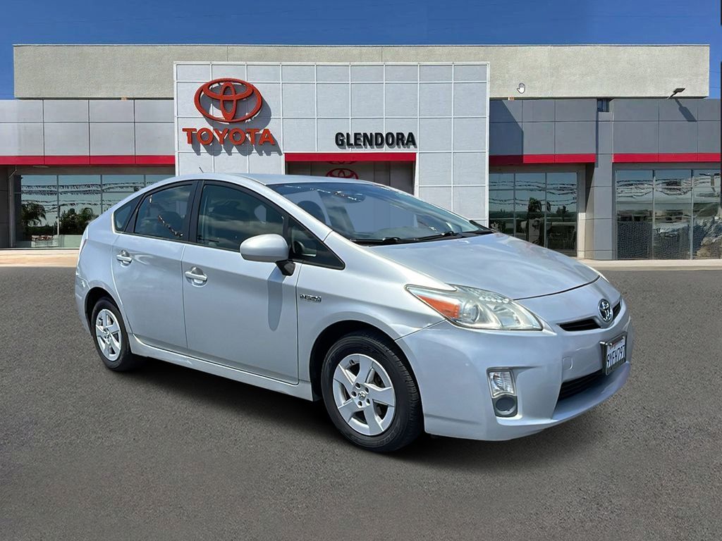 2010 Toyota Prius II's photo