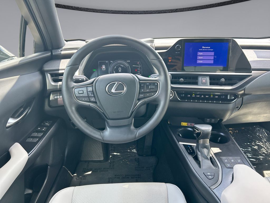 Thumbnail: 2024 Lexus UX - 29