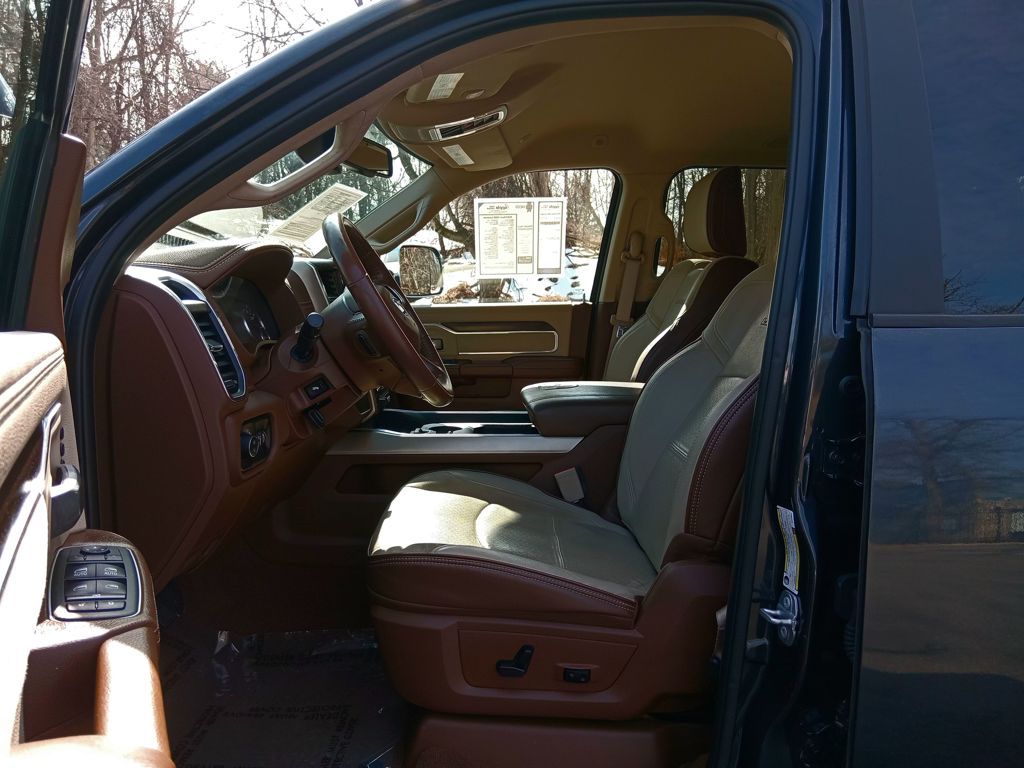 2022 Ram 2500 Laramie Crew Cab 4x4 6'4" Box