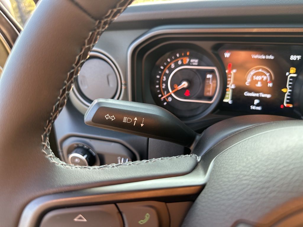 New Car 2025 Jeep Gladiator  Mojave For Sale Under $50,000 In Austin, Texas