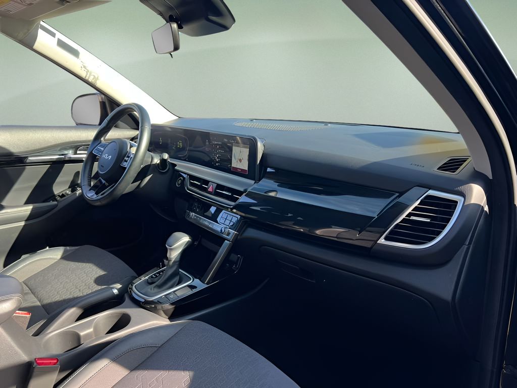 Used 2025 Kia Seltos SUV