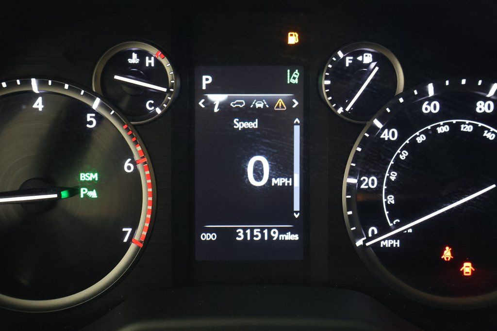 Thumbnail: 2023 Lexus GX - 18