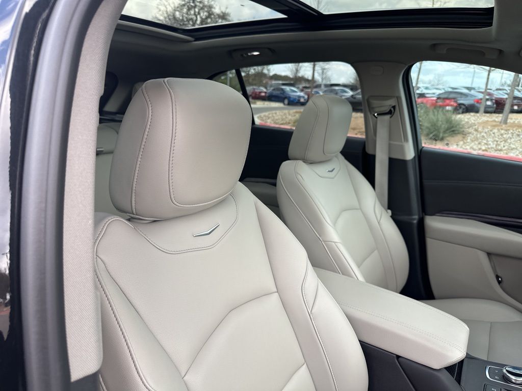 Used Car 2023 Cadillac Xt4  Luxury For Sale Under $30,000 In Austin, Texas