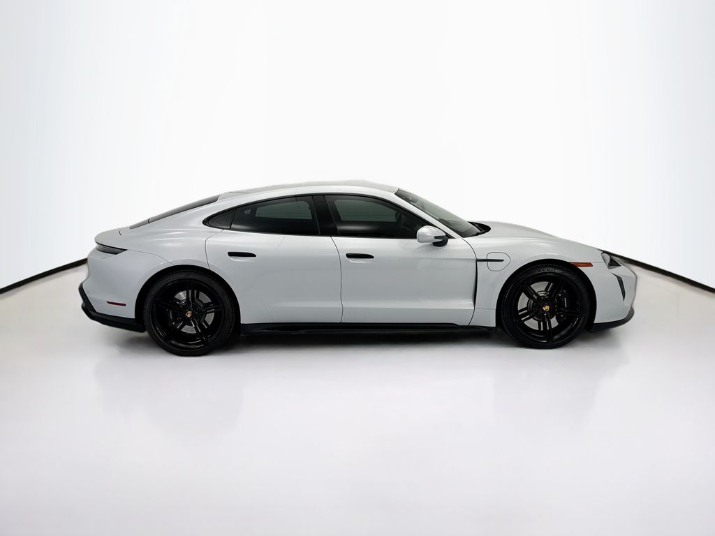 Thumbnail: 2023 Porsche Taycan - 8