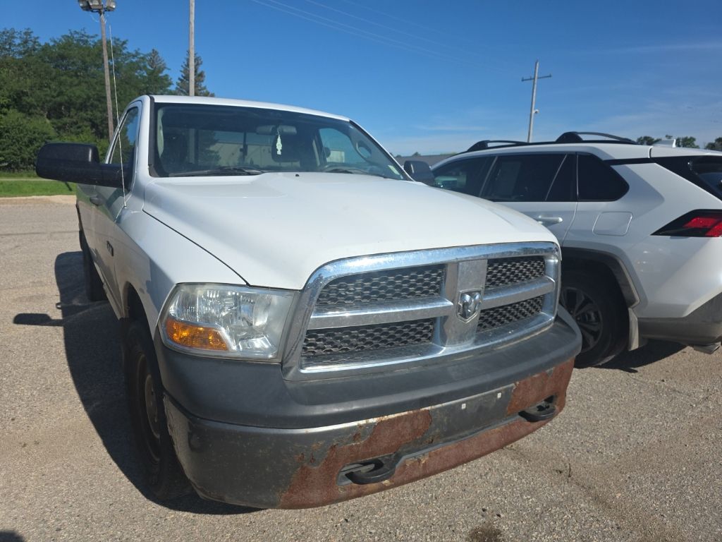 Bright White Clearcoat/Mineral Gray Metallic CC 2010 Dodge RAM 1500 Pickup Truck Four-Wheel Drive 5-Speed Automatic