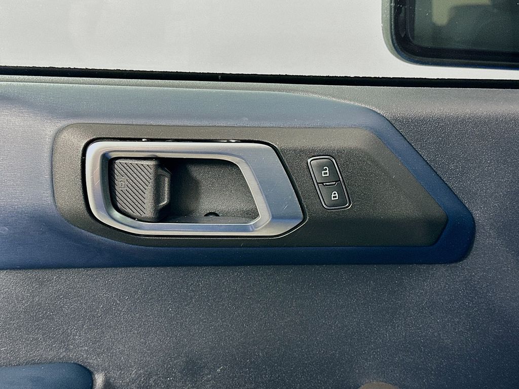 Thumbnail: 2022 Ford Bronco - 18