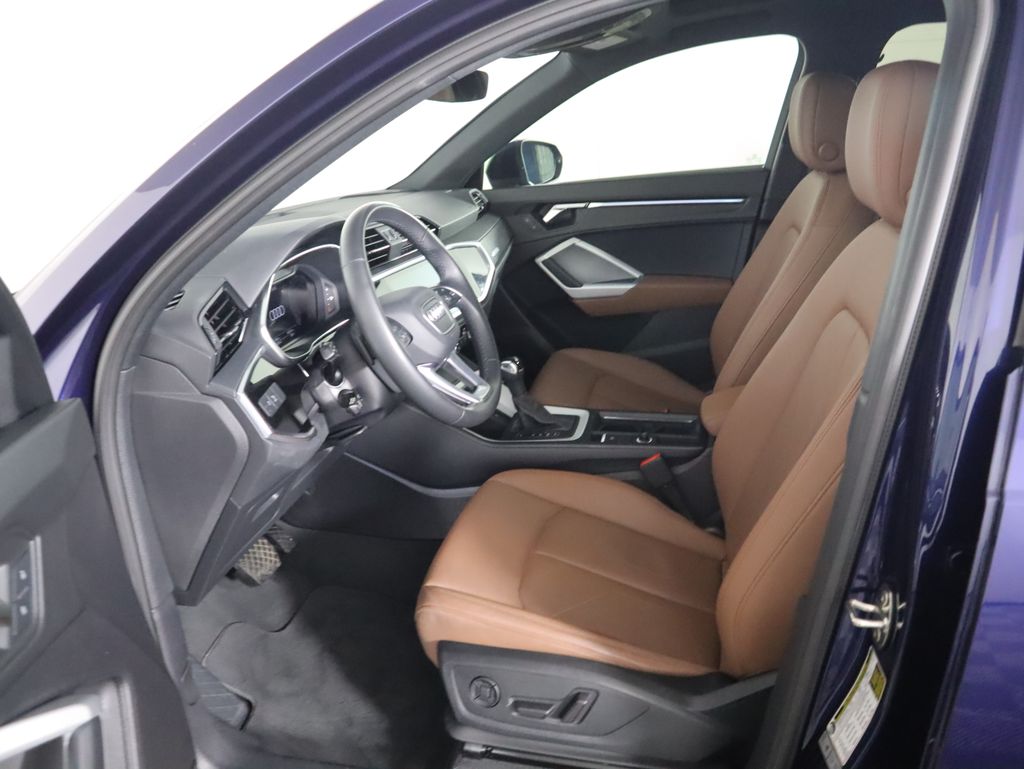 Thumbnail: 2022 Audi Q3 - 20