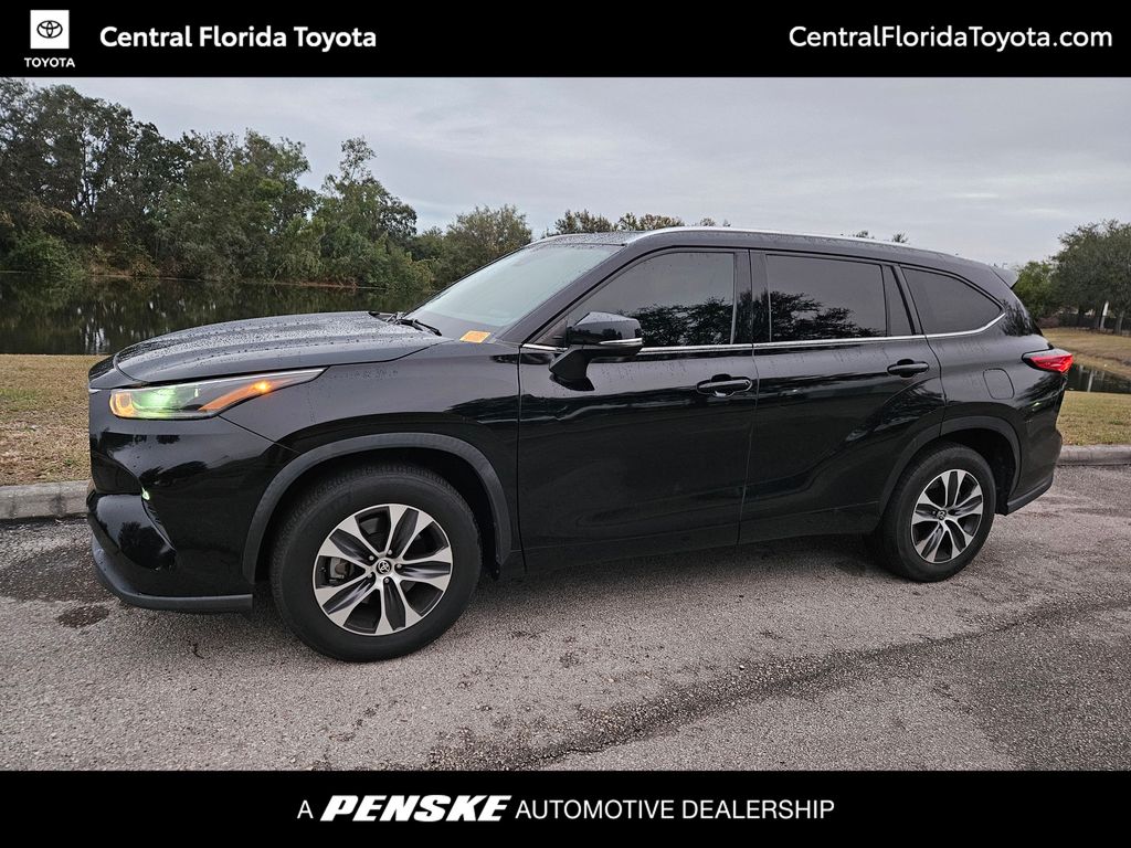 2021 Toyota Highlander XLE -
                Orlando, FL