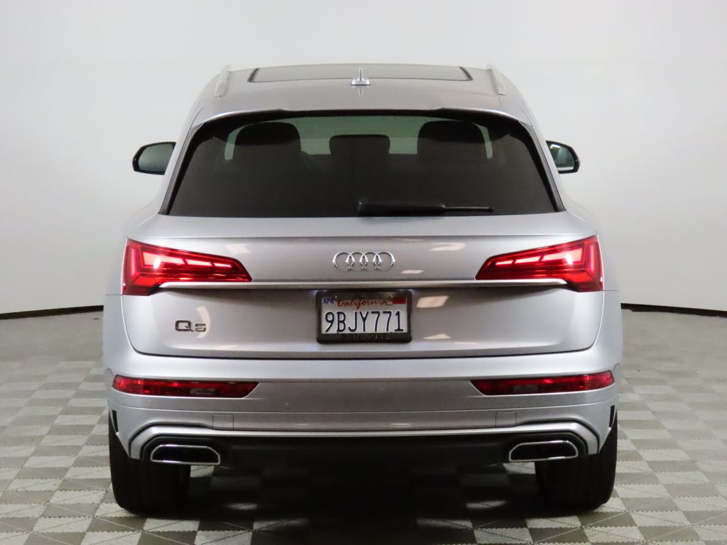 Thumbnail: 2022 Audi Q5 - 4