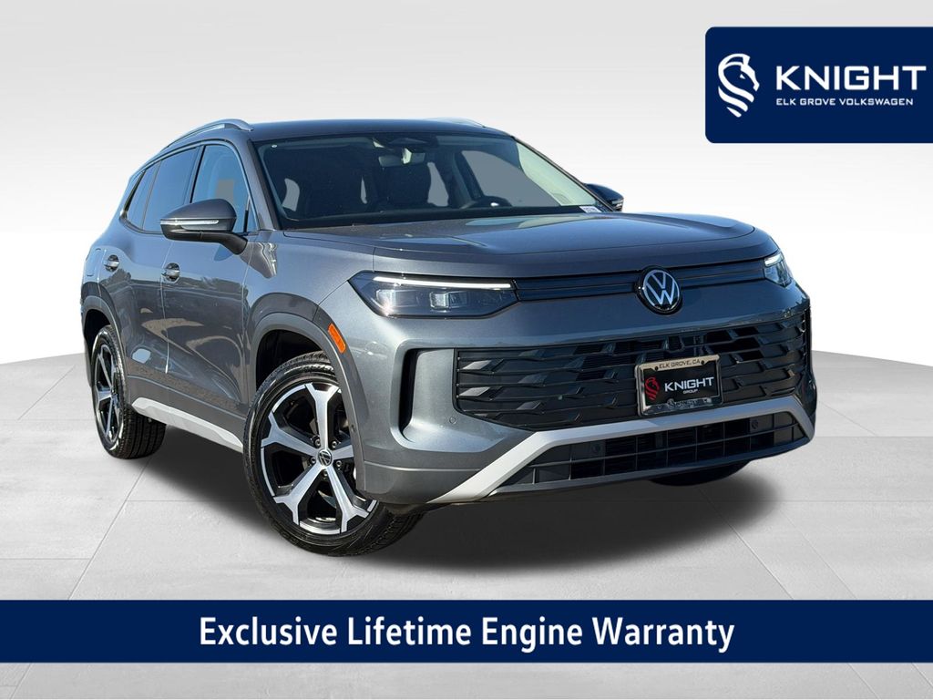 Platinum Gray Metallic 2026 Volkswagen Tiguan SUV / Crossover Front-Wheel Drive 8-Speed Automatic