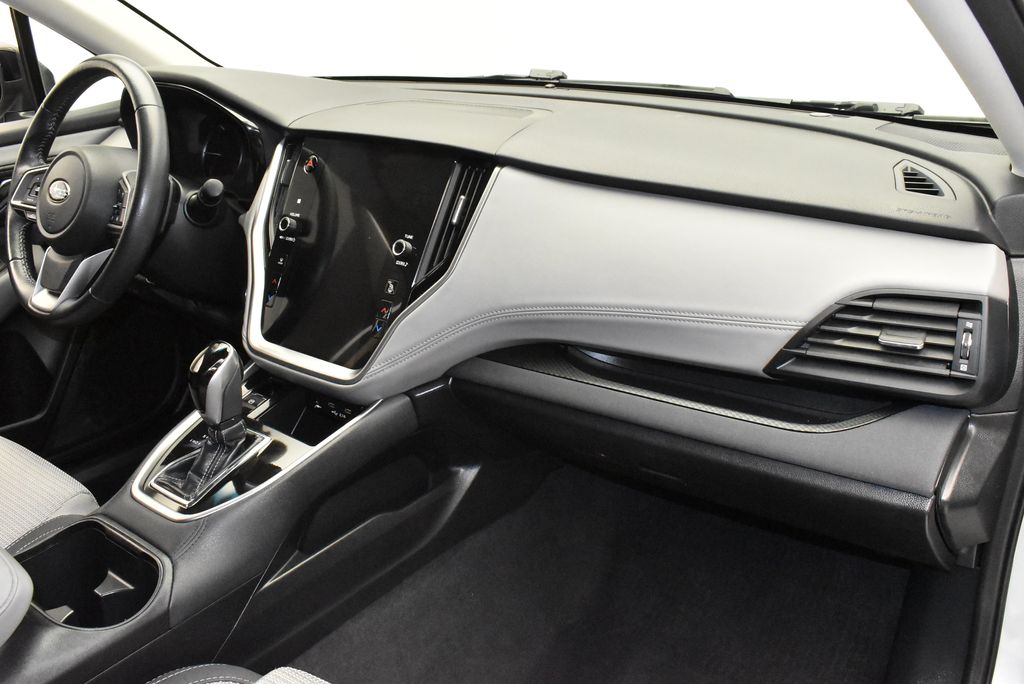 2022 Subaru Outback Premium 26